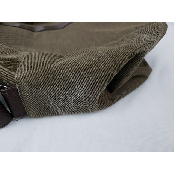 Tommy Bahama - Weekend Duffel Bag With Shoulder Strap Rope Handle - Picture 7 of 10